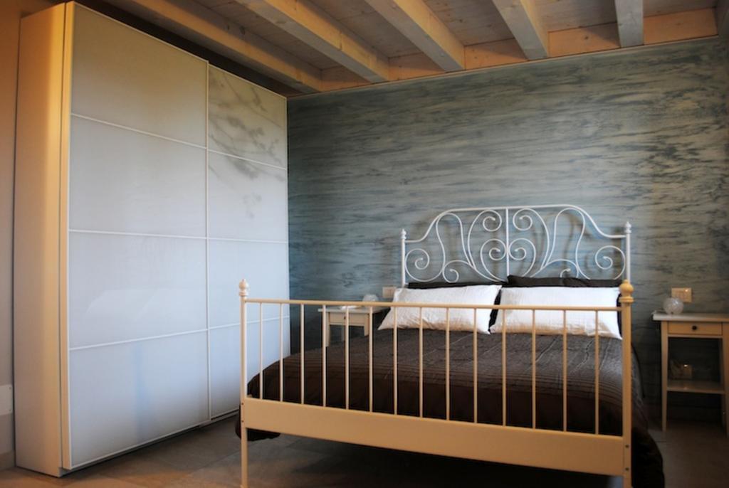 Bed And Breakfast Castello Villafranca di Verona Ruang foto