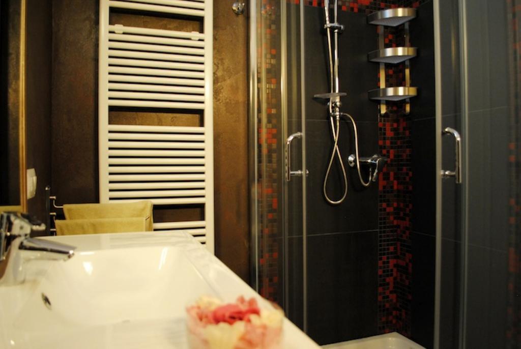 Bed And Breakfast Castello Villafranca di Verona Ruang foto