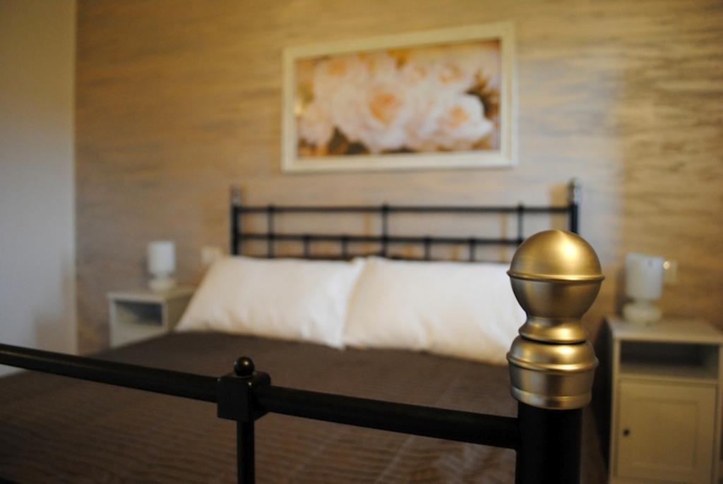 Bed And Breakfast Castello Villafranca di Verona Ruang foto